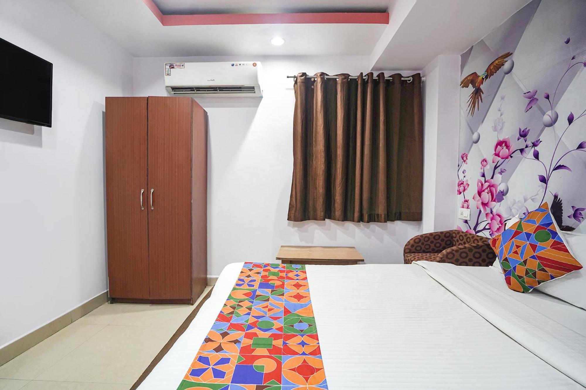 Fabexpress R Inn - Nr Prayagraj Railway Station Muthiganj Exterior photo